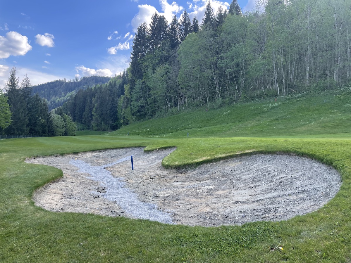 liner for bunkers